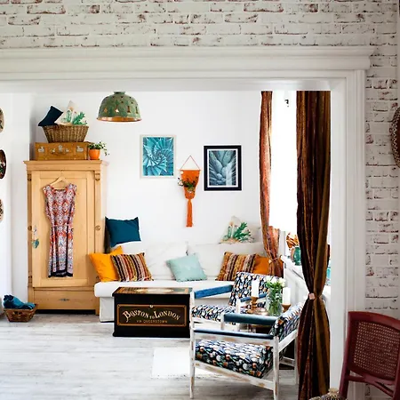 Przystanek W Kolorach Swiata Apartment Jelenia Gora